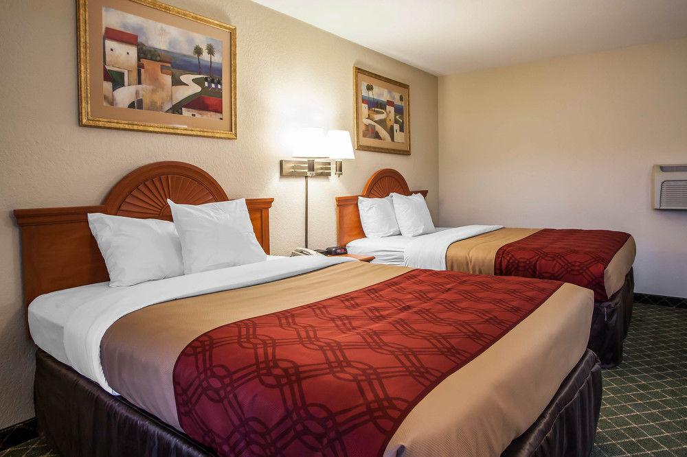Hotel Economy & 2*