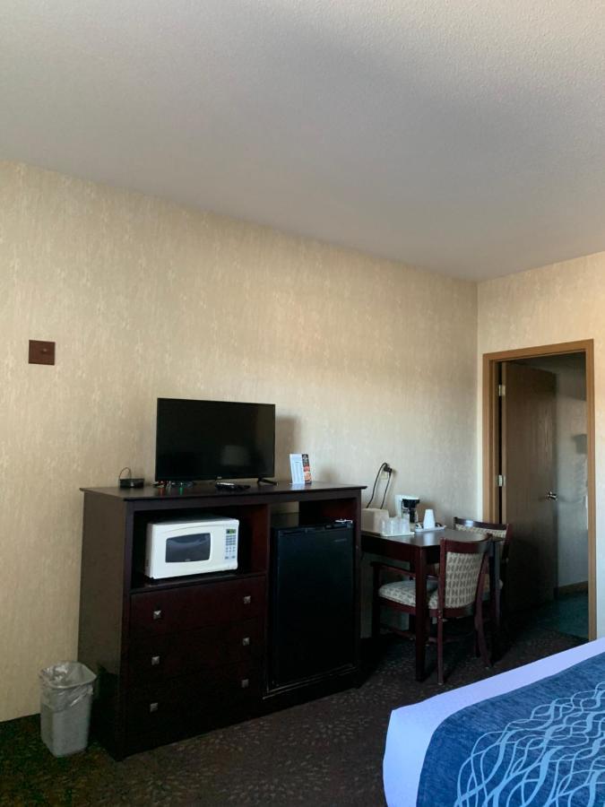 Economy & Hotel 2*